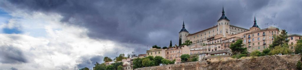 Palácio fortificado Alcázar de Toledo, na cidade de Toledo, Espanha.