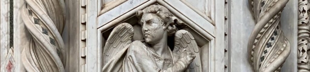 Detalhe da fachada do Batistério de San Giovanni, em Florença, Itália.