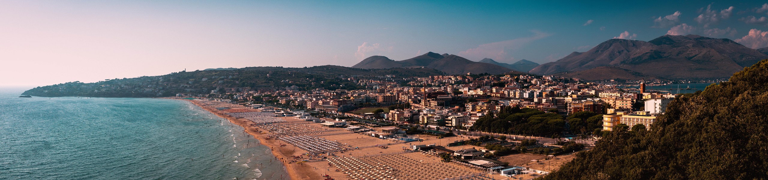 Vista panorâmica da cidade de Gaeta, na província de Latina, Itália