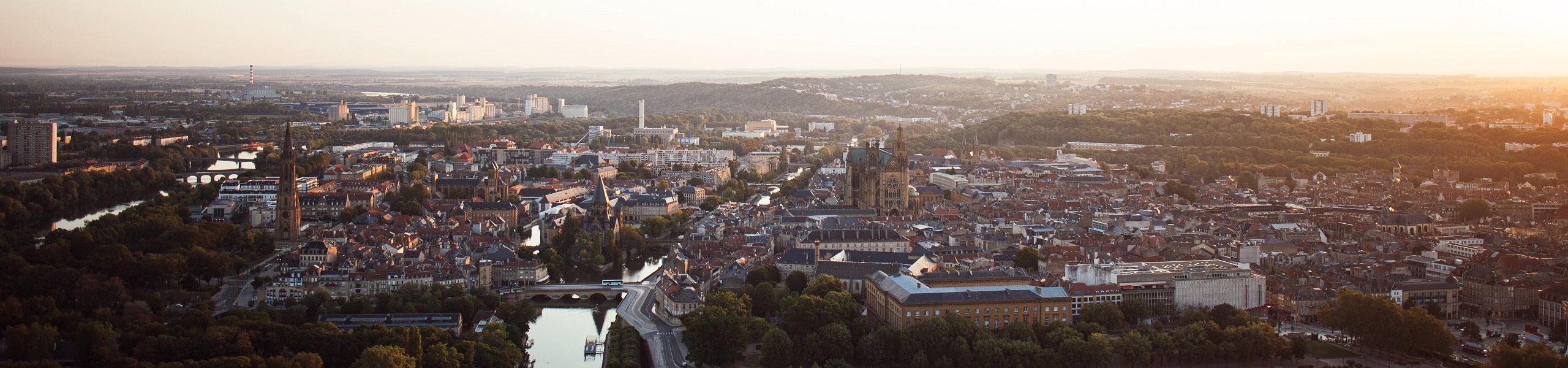 Vista da cidade de Metz, na região de Lorraine, na França